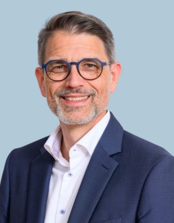 Prof. Dr. Joachim Bloehs, Rechtsanwalt und Experte im Akkreditierungsrecht bei Dr. Fandrich Rechtsanwälte.