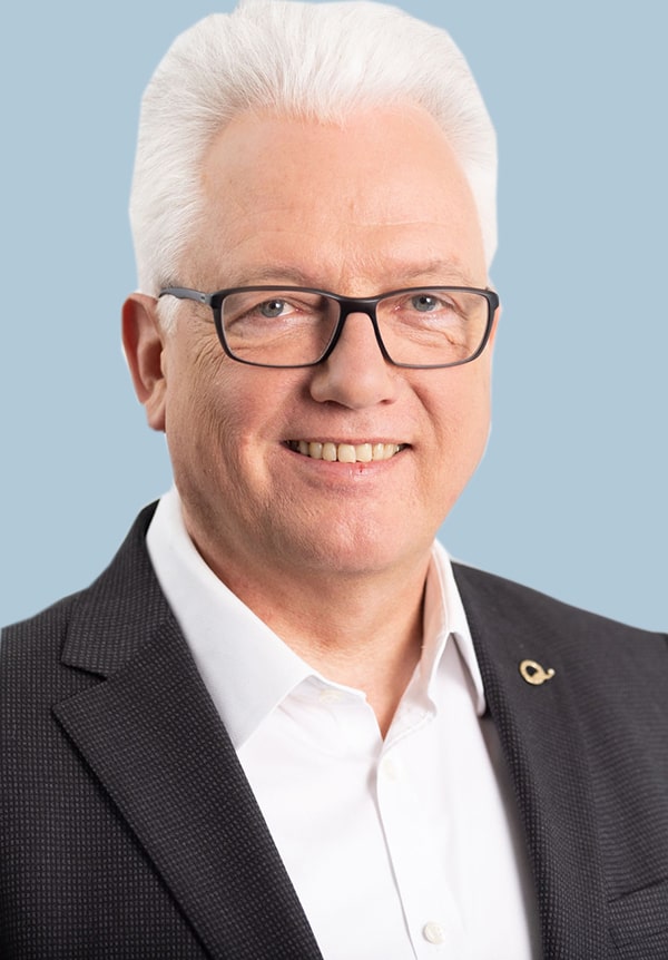 Portrait von Dipl.-Ing. Thomas Votsmeier, Experte für Normung und Qualitätsmanagement